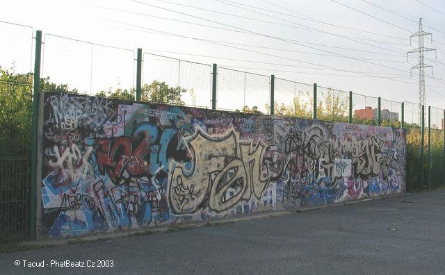 01graffzonyjizak