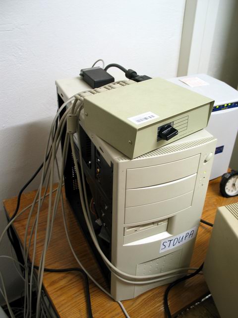 server stoupa