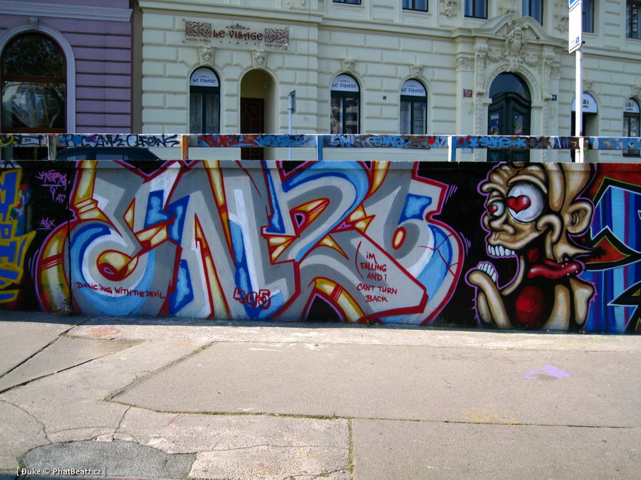03_080928_Tesnov