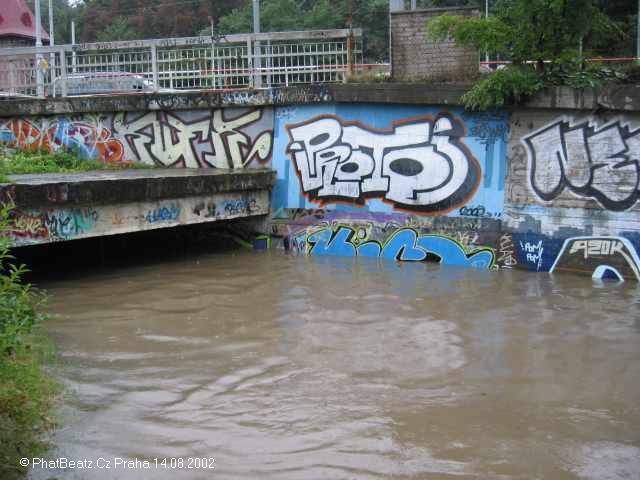 04_barrandov-praha14082002