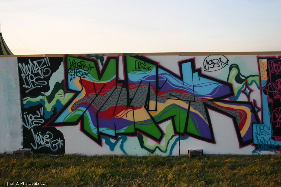 070714_HHA_Graff_08