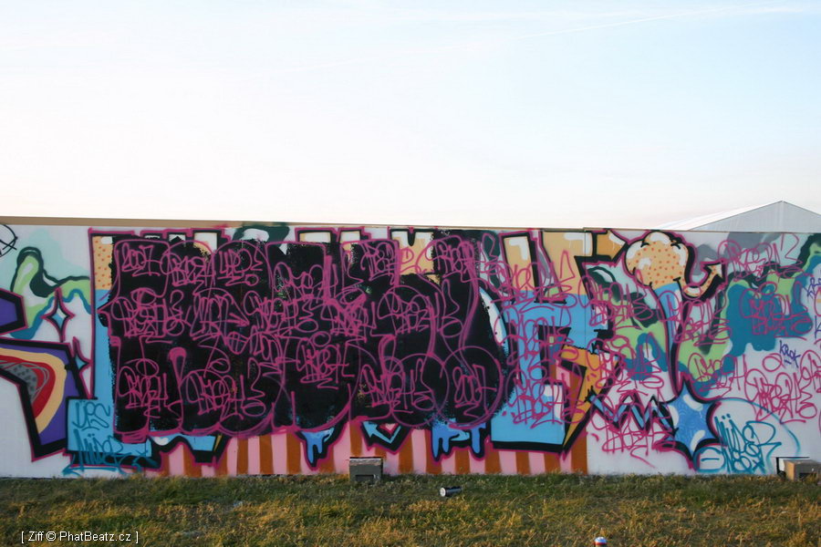 070714_HHA_Graff_09