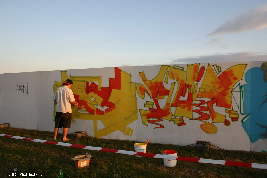 070714_HHA_Graff_11