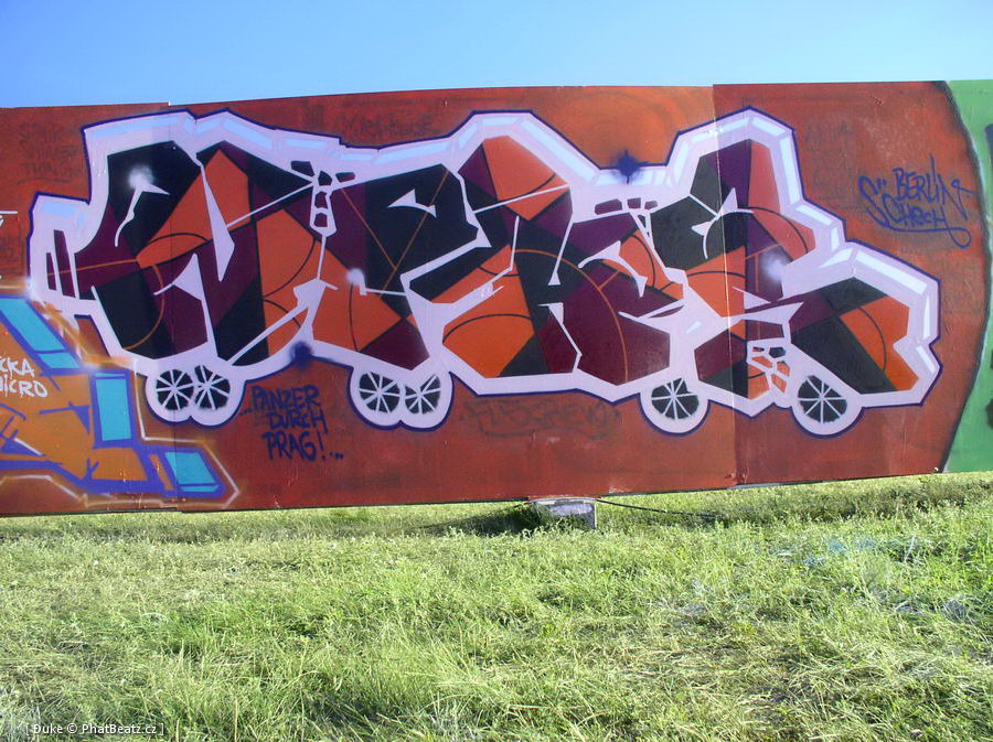 070714_HHA_Graff_56