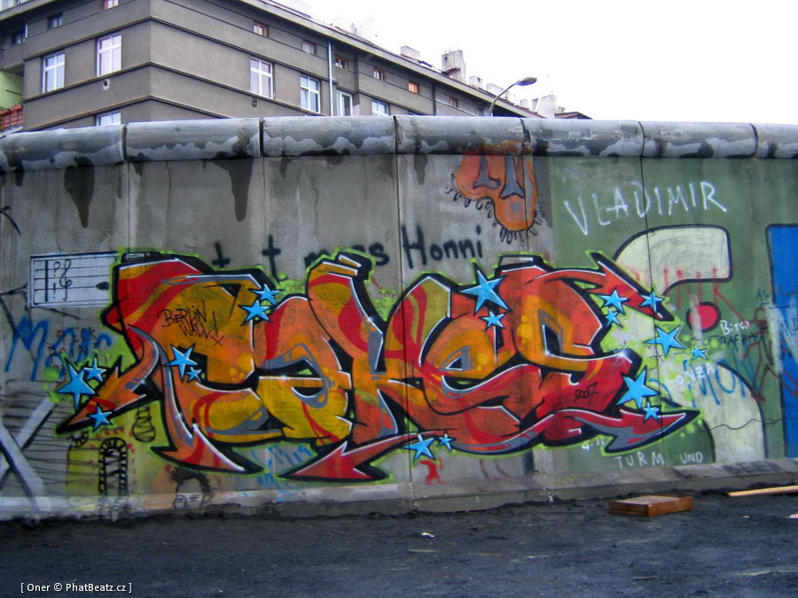 071112_BerlinWall_33