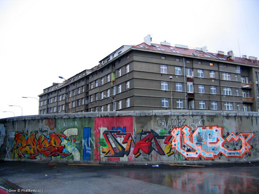 071112_BerlinWall_36