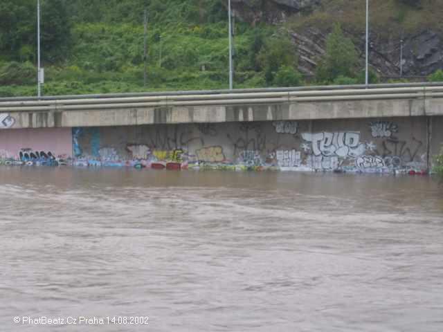 08_barrandov-praha14082002