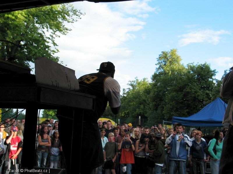 08unitedislands