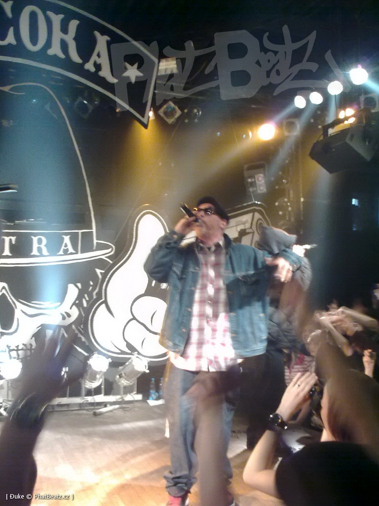 100420_LaCokaNostra_07