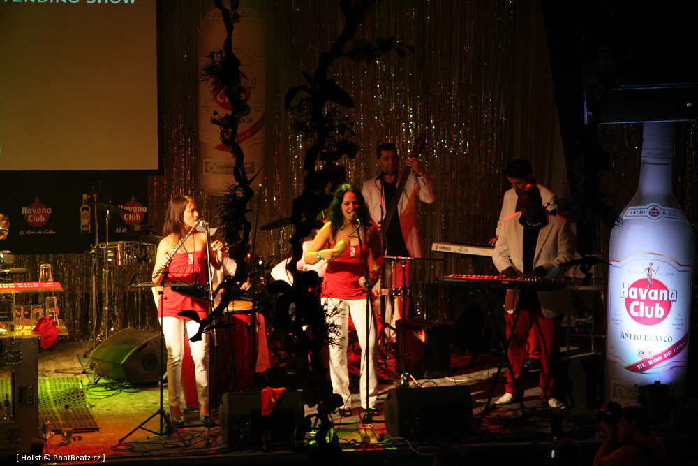 100909_Havana_Roxy_07