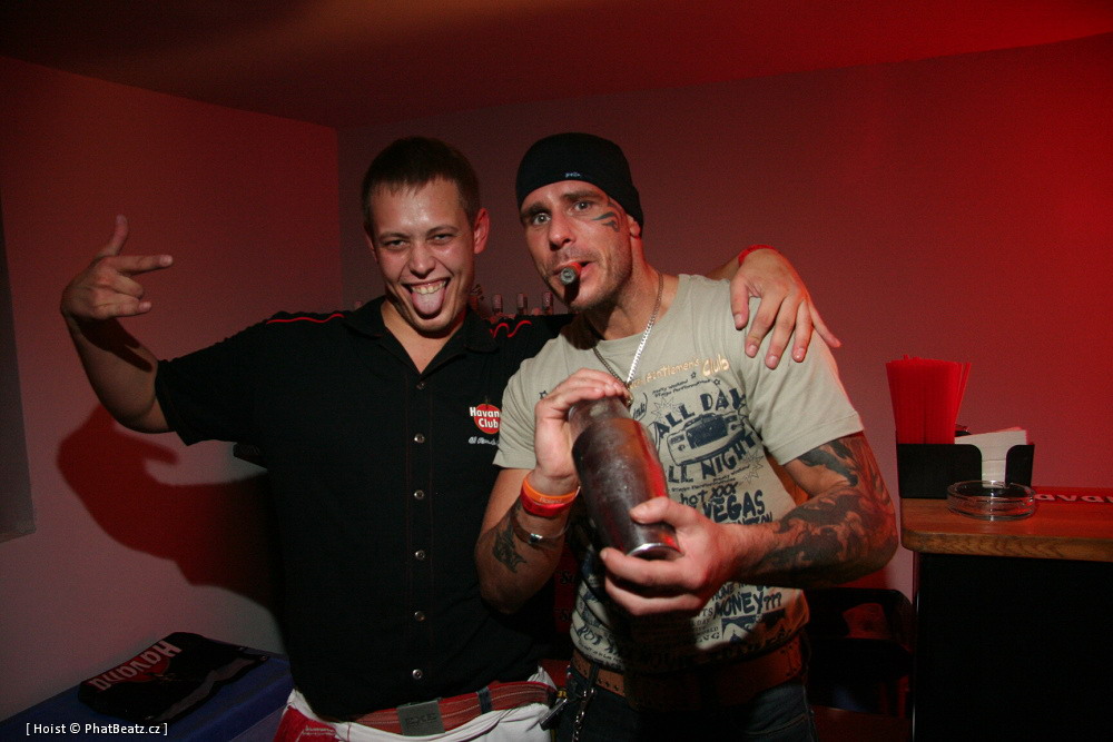 100909_Havana_Roxy_13