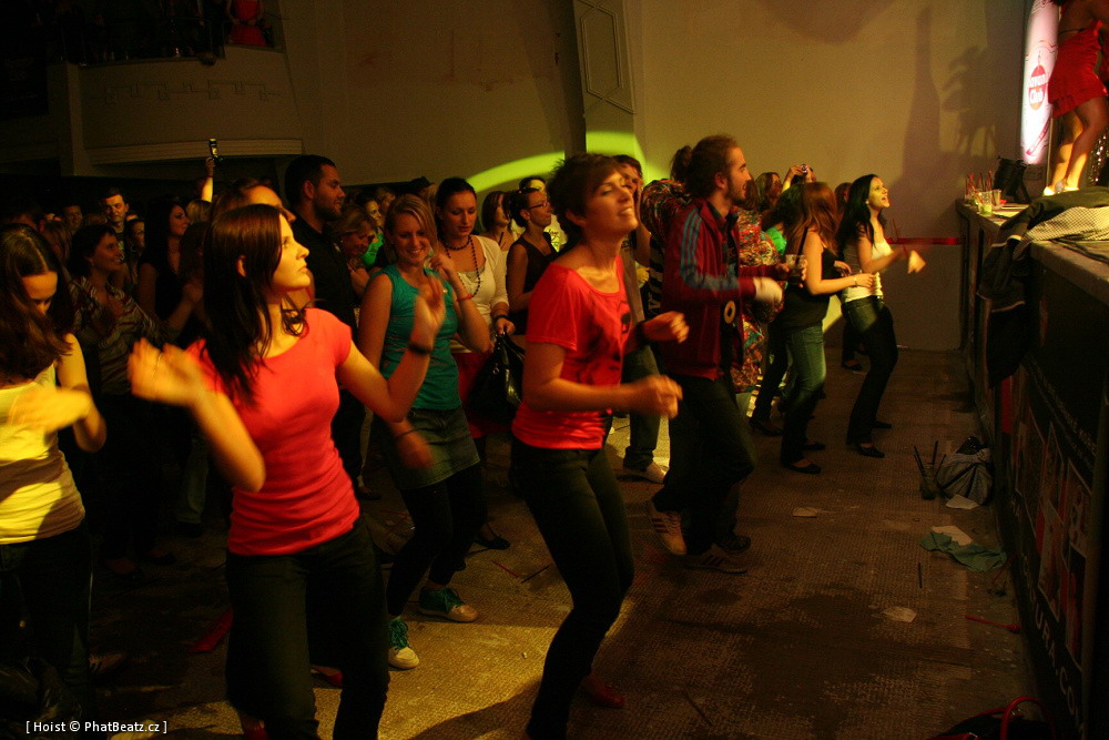 100909_Havana_Roxy_35