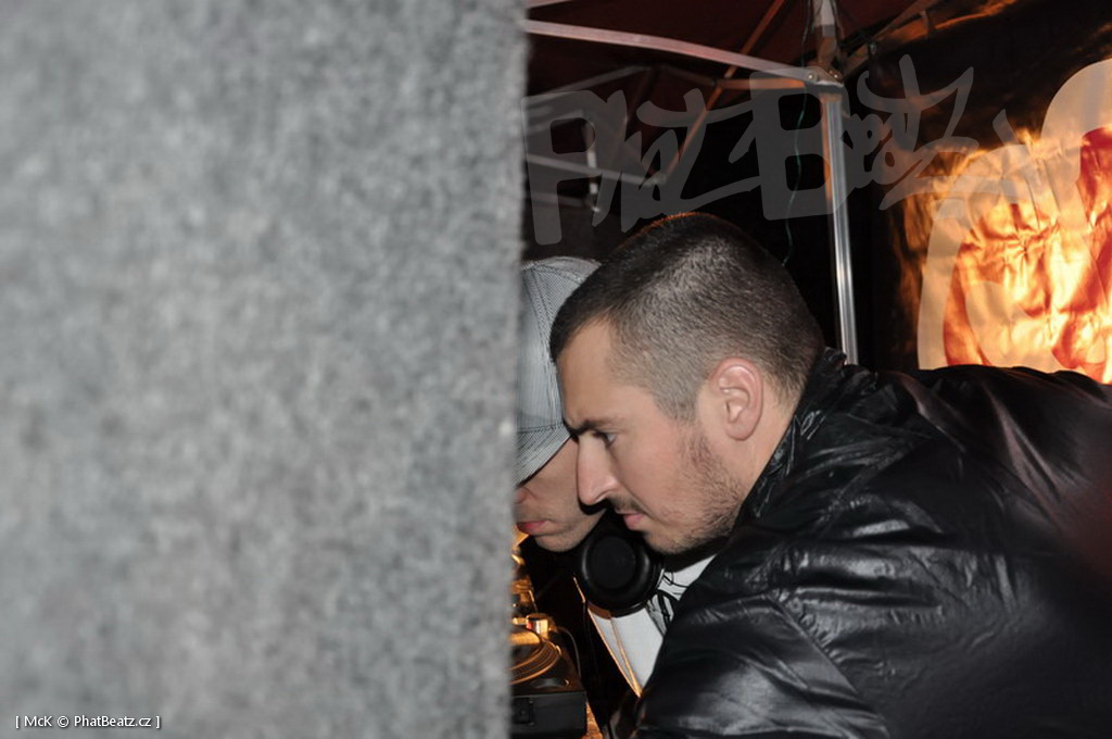100917_KeepItReal_102