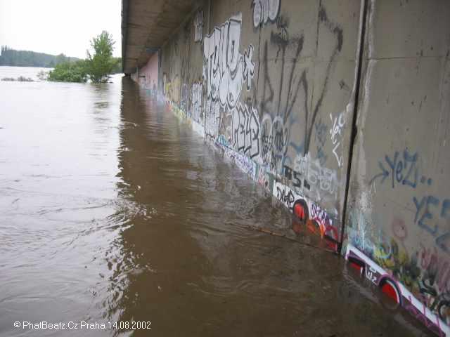 10_barrandov-praha14082002