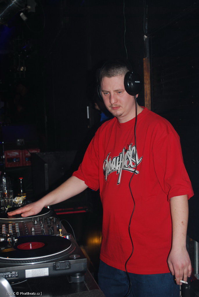 110314_Chali2na_04