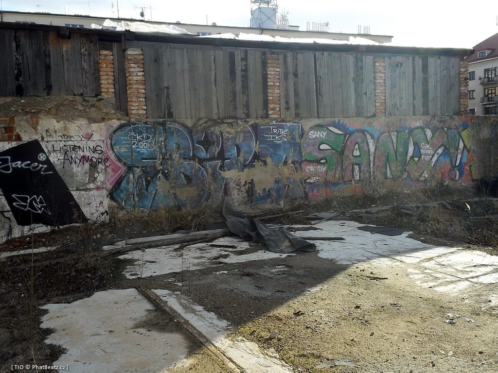 120228_CKD_006