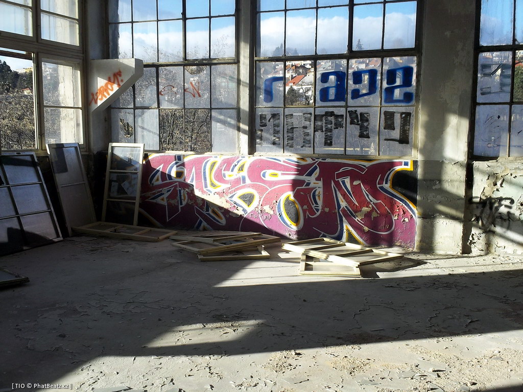 120228_CKD_083