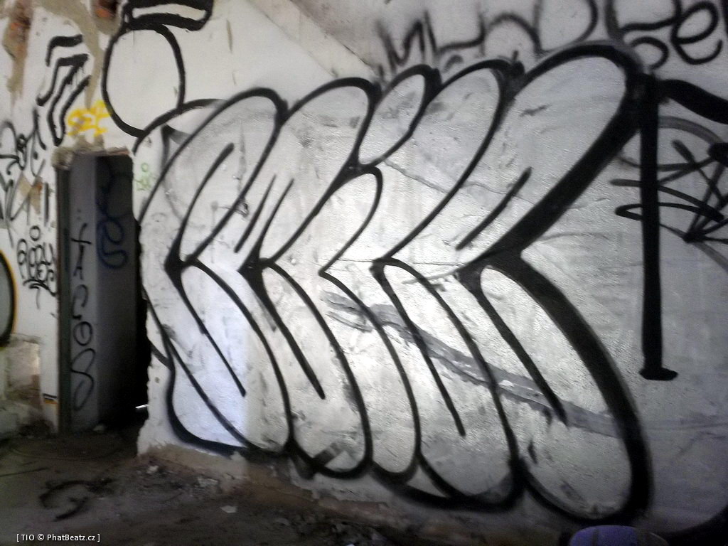120228_CKD_123
