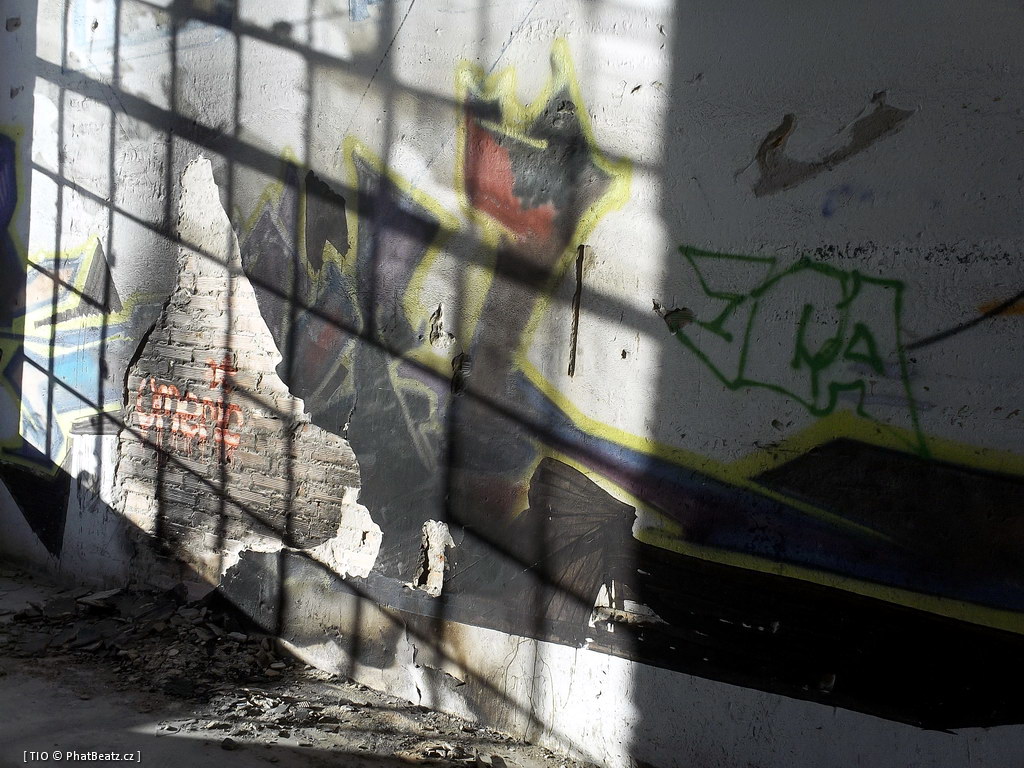 120228_CKD_143