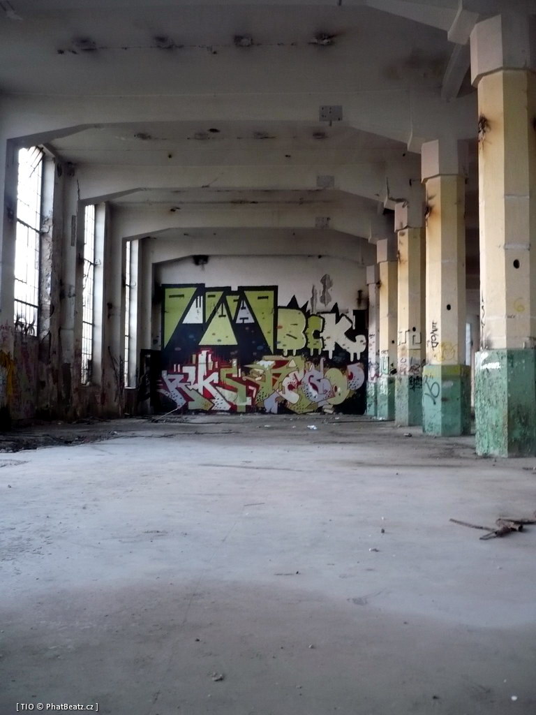 120228_CKD_147