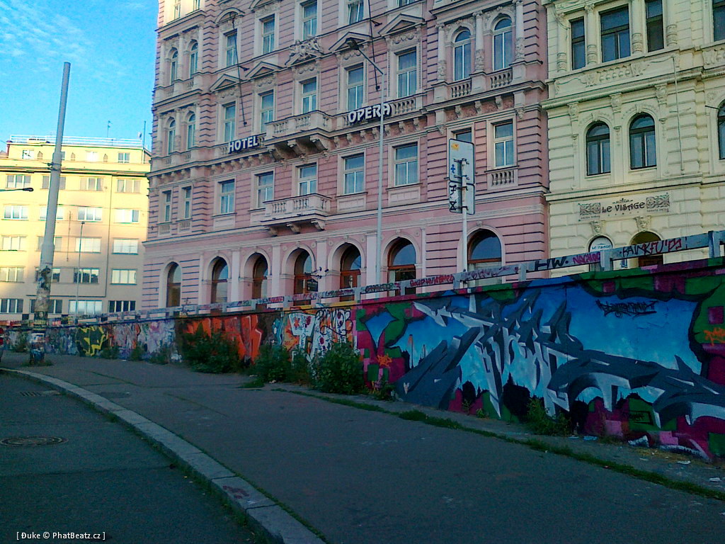 120602_Tesnov_01
