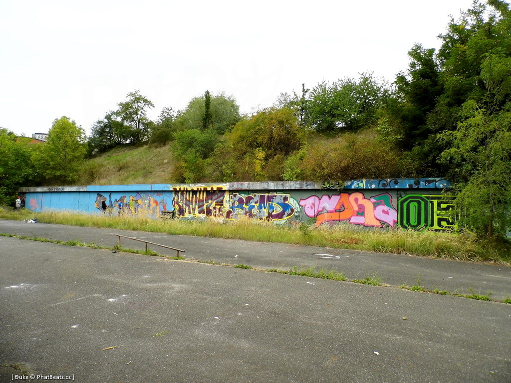 120929_Kingraffz12_01