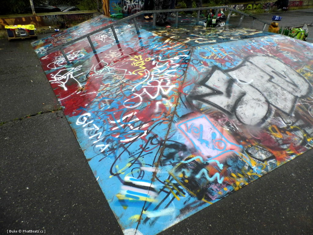 120929_Kingraffz12_13