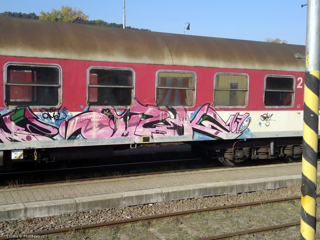 121022_NitraStreet_04