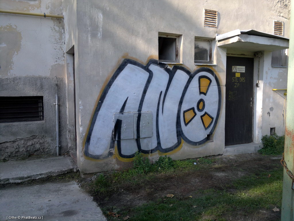 121022_NitraStreet_09