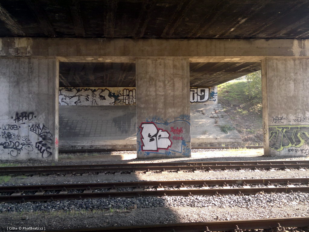 121022_NitraStreet_16