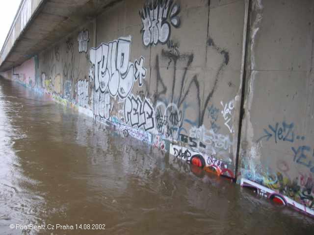 12_barrandov-praha14082002