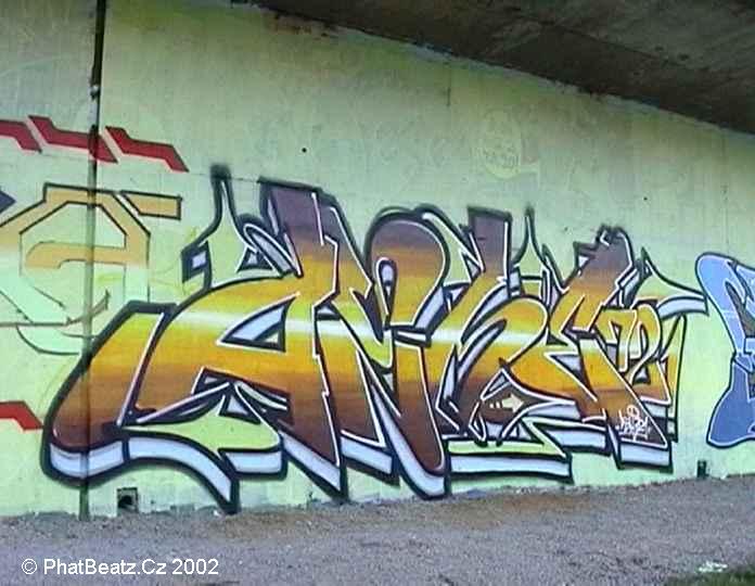 13_270402jam