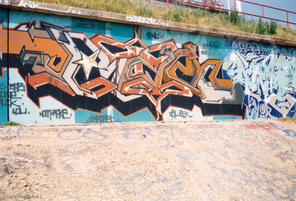 1996-2000_Graffiti_Praha_04