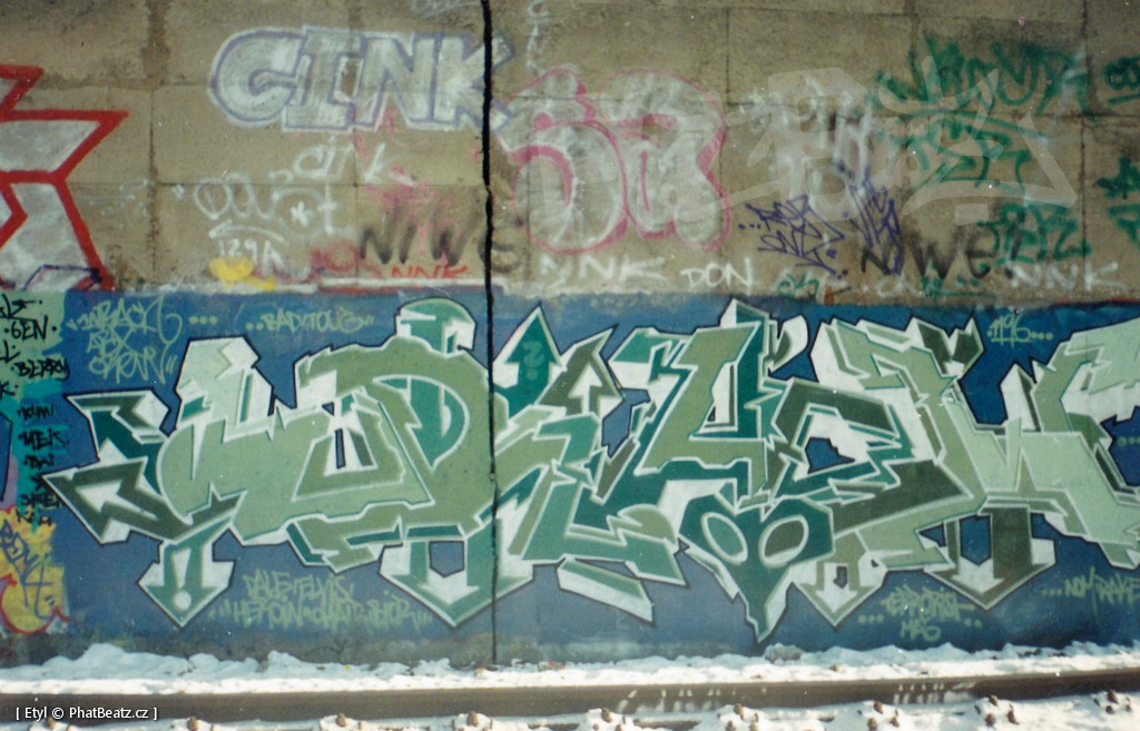 1996-2000_Graffiti_Praha_18