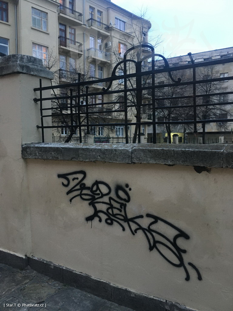 210402_SofiaStreet_070