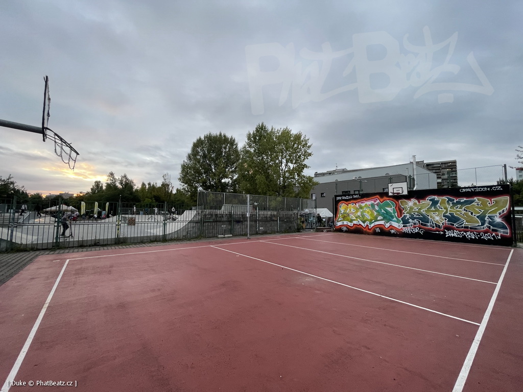 210918_SZ-SF-graff_01