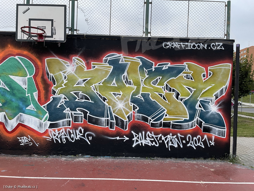 210918_SZ-SF-graff_03