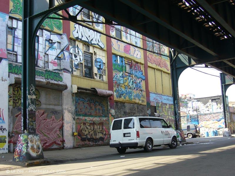 5Pointz045