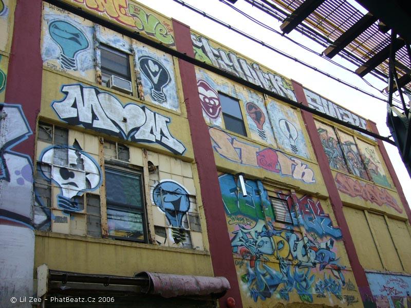 5Pointz048