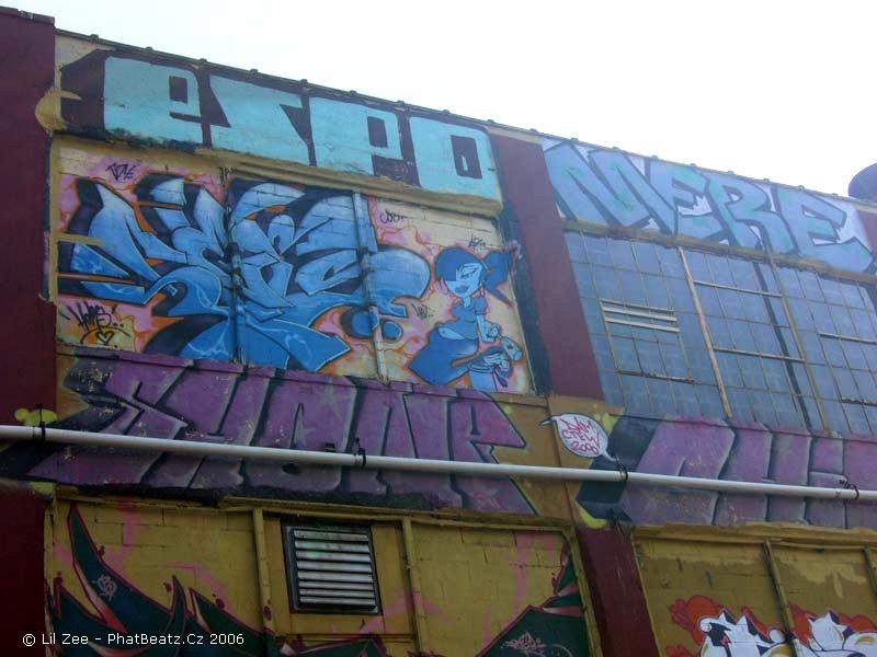 5Pointz055