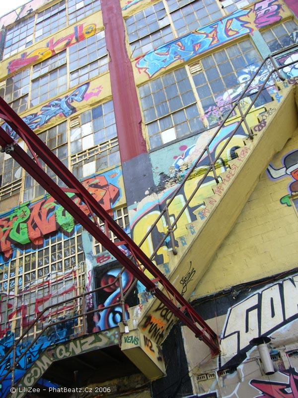 5Pointz074