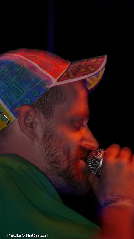 HHJ2011_41
