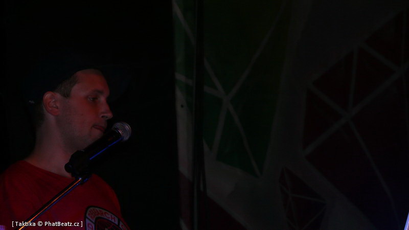 HHJ2011_43