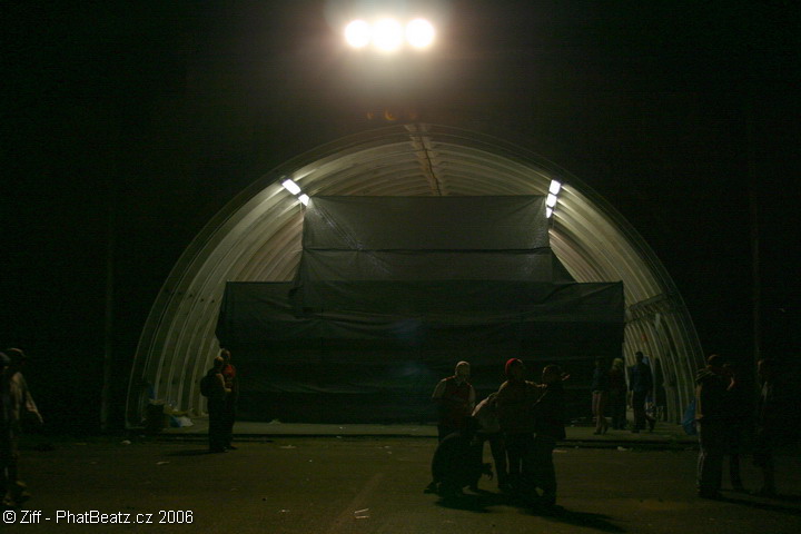 HHK06_011