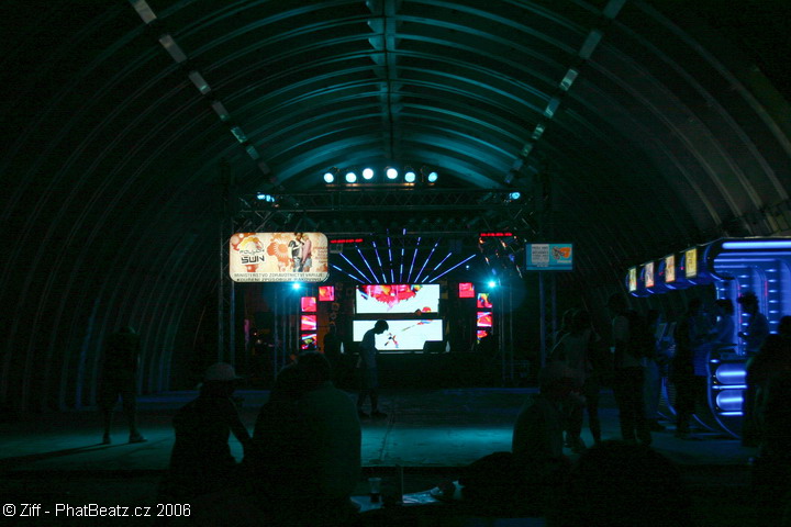 HHK06_021