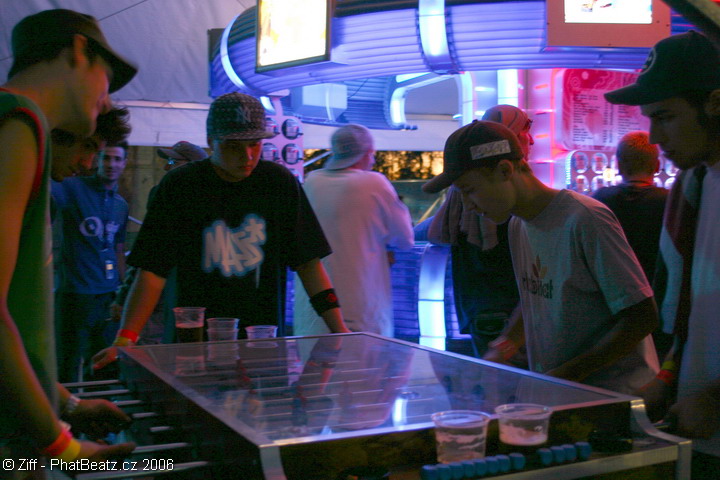 HHK06_022