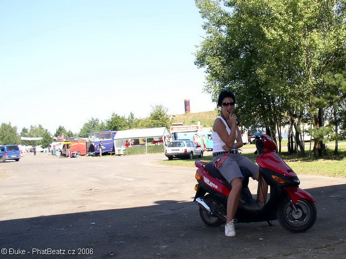 HHK06_084