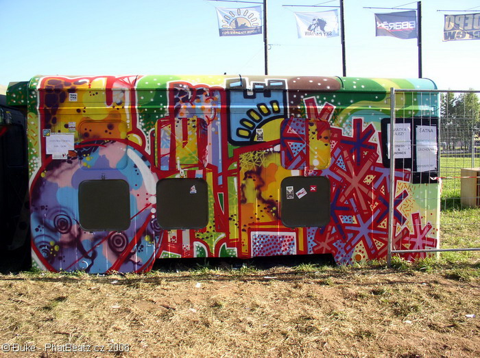 HHK06_132