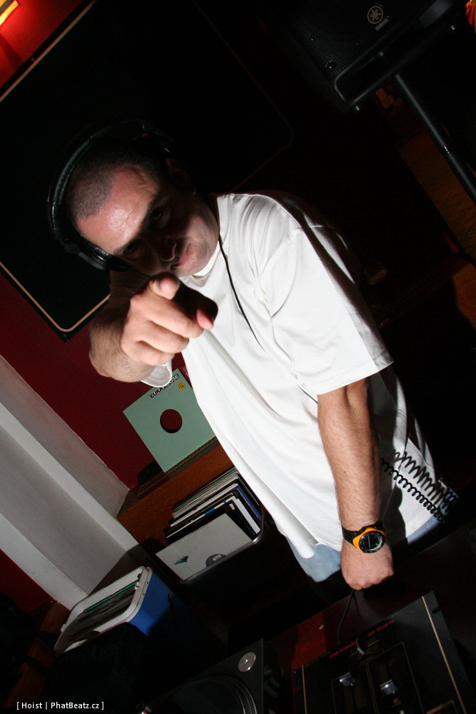 JamesCole-Globe_07
