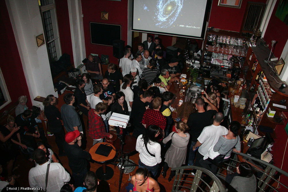 JamesCole-Globe_33